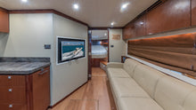 Load image into Gallery viewer, 45' SEA RAY SUNDANCER