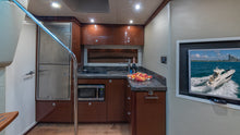 Load image into Gallery viewer, 45' SEA RAY SUNDANCER