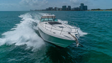 Load image into Gallery viewer, 55' SEA RAY SUNDANCER