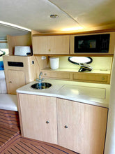 Load image into Gallery viewer, 36' Regal