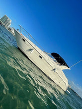 Load image into Gallery viewer, 36' Regal