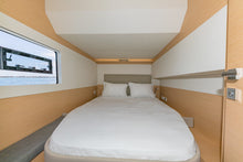 Load image into Gallery viewer, 50' FOUNTAINE PAJOT